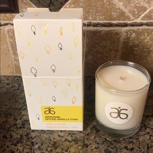 New Arbonne Spiced Vanilla Chai Candle